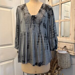 Vintage America Gray Tie-Dye‎ Milkmaid Cottage Core Blouse with Lace Size Medium